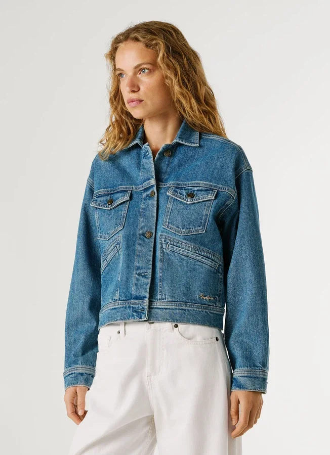 Jeansjacke in lockerer Passform Jeansjacke in lockerer Passform
