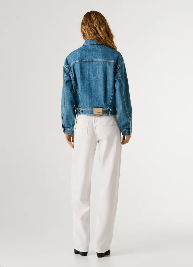 Jeansjacke in lockerer Passform Jeansjacke in lockerer Passform