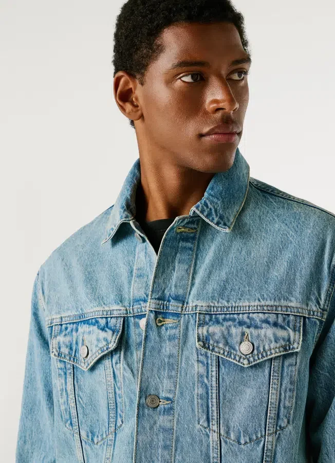 Jeansjacke in Regular Fit Jeansjacke in Regular Fit