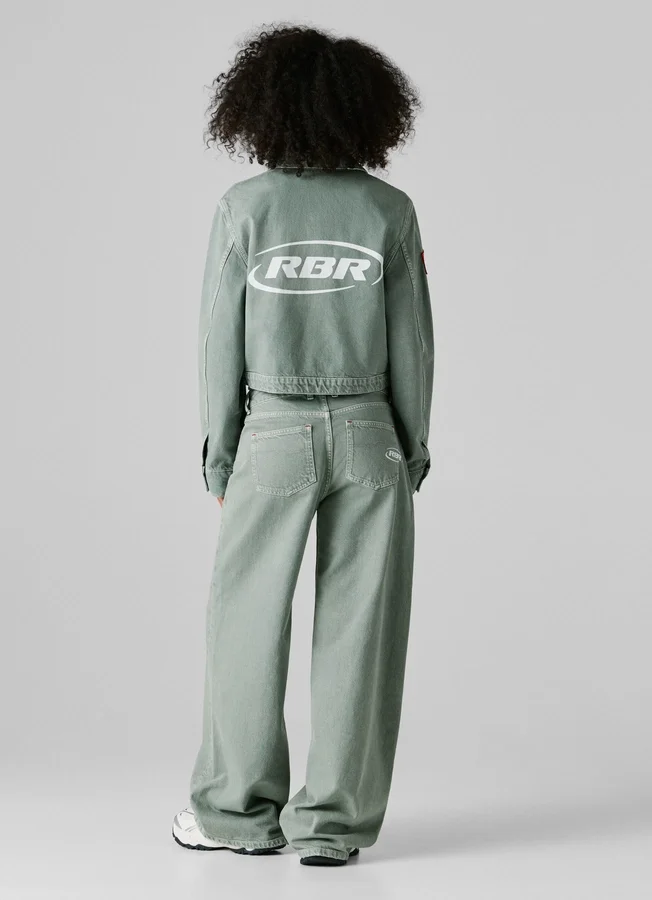 Jeansjacke in verkürzter Passform Jeansjacke in verkürzter Passform