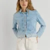 Jeansjacke mit Ikat-Details Jeansjacke mit Ikat-Details