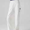 Jogginghose mit weitem Bein Jogginghose mit weitem Bein