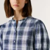 Karierte Bluse mit Rüschen Karierte Bluse mit Rüschen