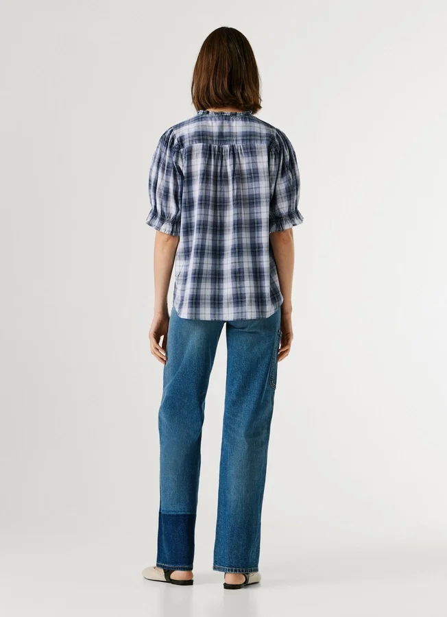 Karierte Bluse mit Rüschen Karierte Bluse mit Rüschen