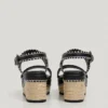 Keilabsatz-Sandalen mit Schnallenverschluss