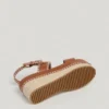 Keilabsatz-Sandalen mit Schnallenverschluss