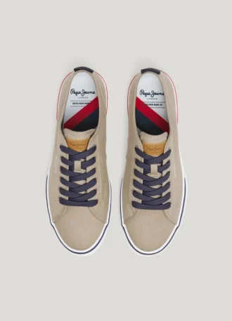 Klassische Canvas-Sneaker