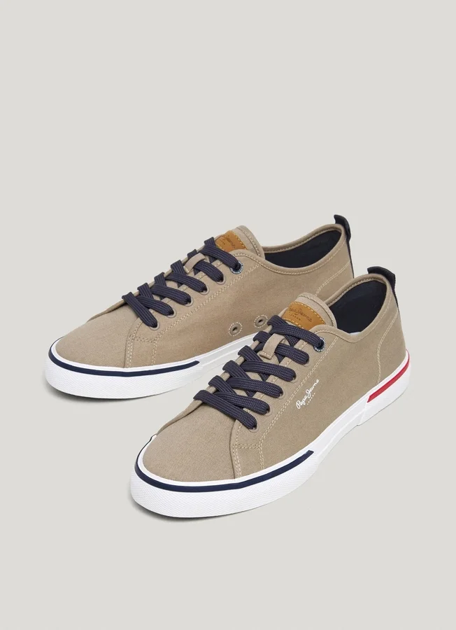 Klassische Canvas-Sneaker Klassische Canvas-Sneaker
