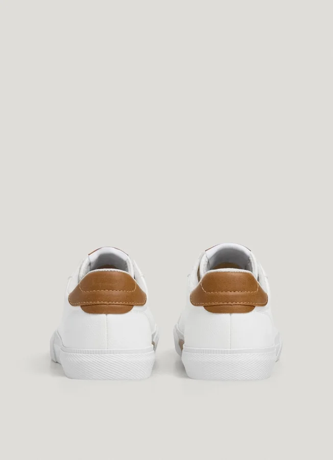 Klassische Schnür-Sneaker Klassische Schnür-Sneaker