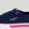 Klassische Sneaker aus Twill