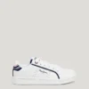 Klassische Sneaker mit Mikroperforation