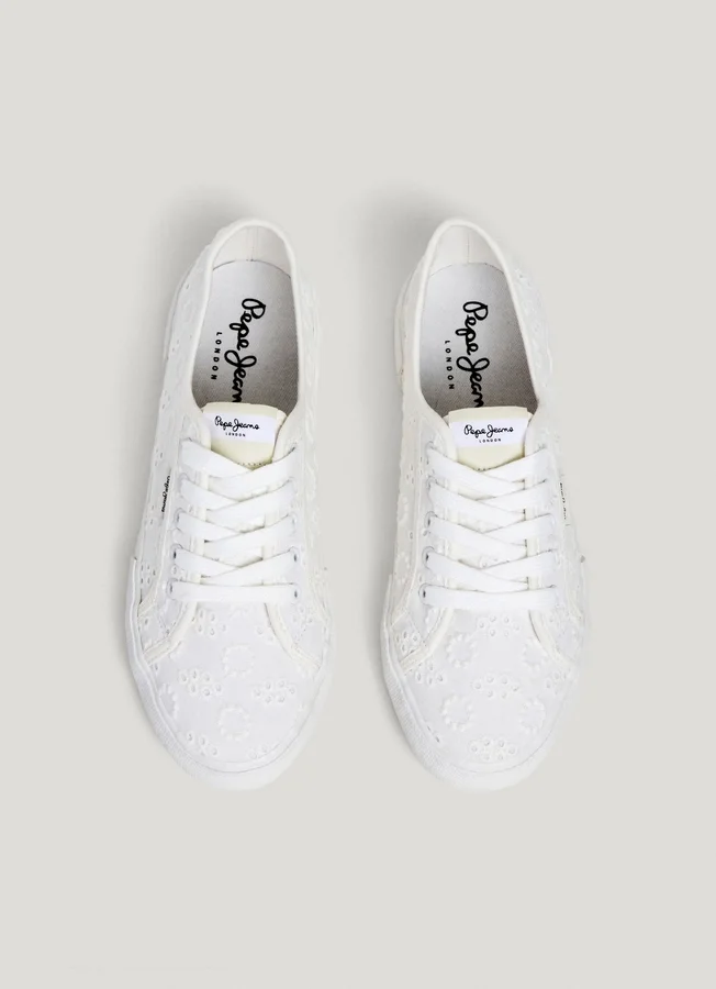 Klassische Sneaker mit Stickdetails – Brady Klassische Sneaker mit Stickdetails – Brady