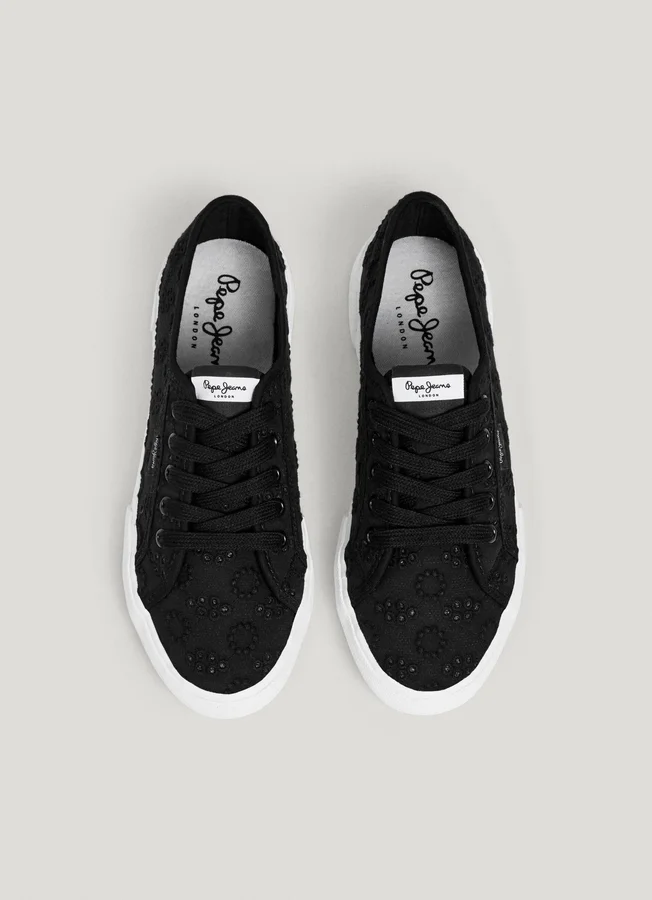 Klassische Sneaker mit Stickdetails – Brady Klassische Sneaker mit Stickdetails – Brady