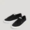 Klassische Sneaker mit Stickdetails – Brady Klassische Sneaker mit Stickdetails – Brady