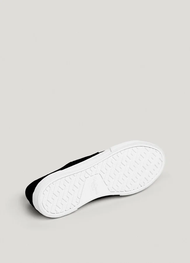 Klassische Sneaker mit Stickdetails – Brady Klassische Sneaker mit Stickdetails – Brady