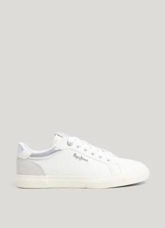 Klassische Sneakers mit Wildlederdetails