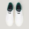 Klassische Sneakers mit Wildlederdetails