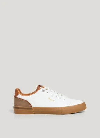 Klassische Sneakers mit Wildlederdetails