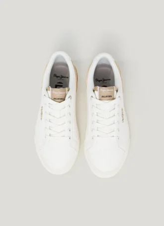 Klassische Sneakers mit Wildlederdetails