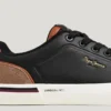 Klassische Sneakers mit Wildlederdetails