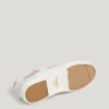 Klassische Sneakers mit Wildlederdetails