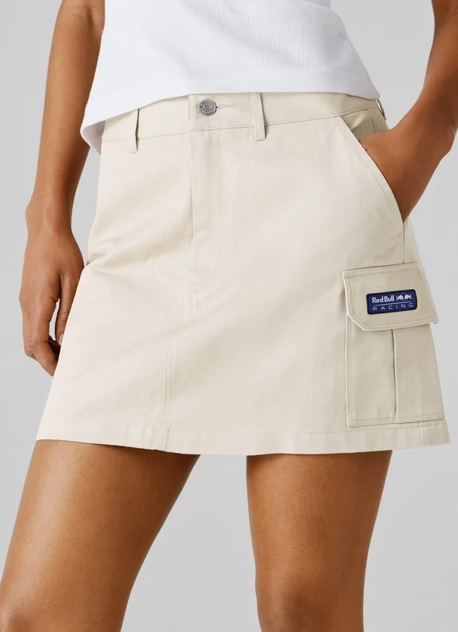 Kurzer Cargo-Rock aus Twill Kurzer Cargo-Rock aus Twill