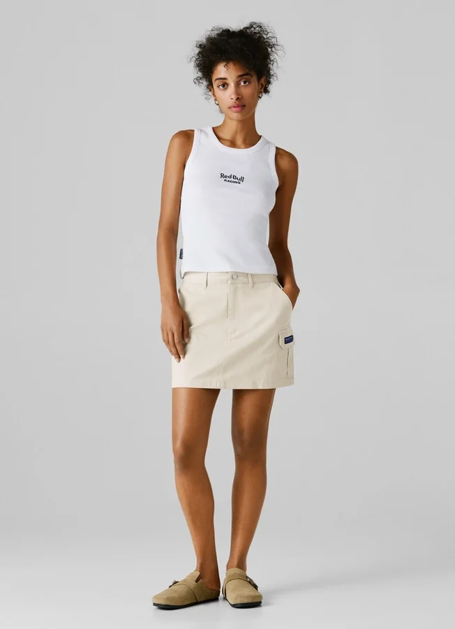 Kurzer Cargo-Rock aus Twill Kurzer Cargo-Rock aus Twill