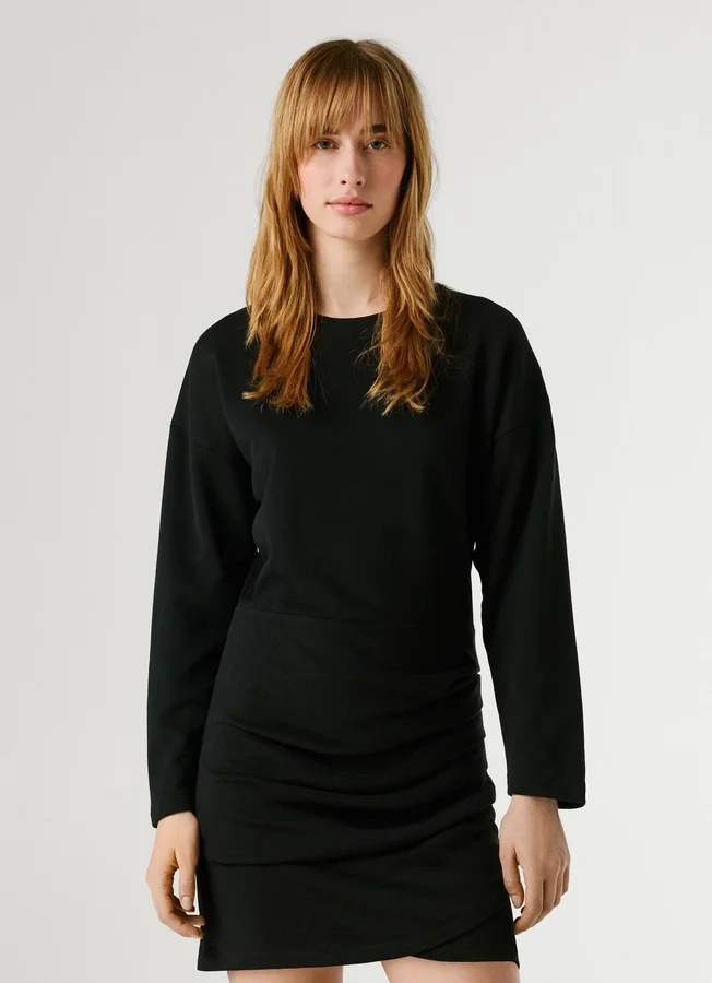 Kurzes Fleece-Kleid Kurzes Fleece-Kleid
