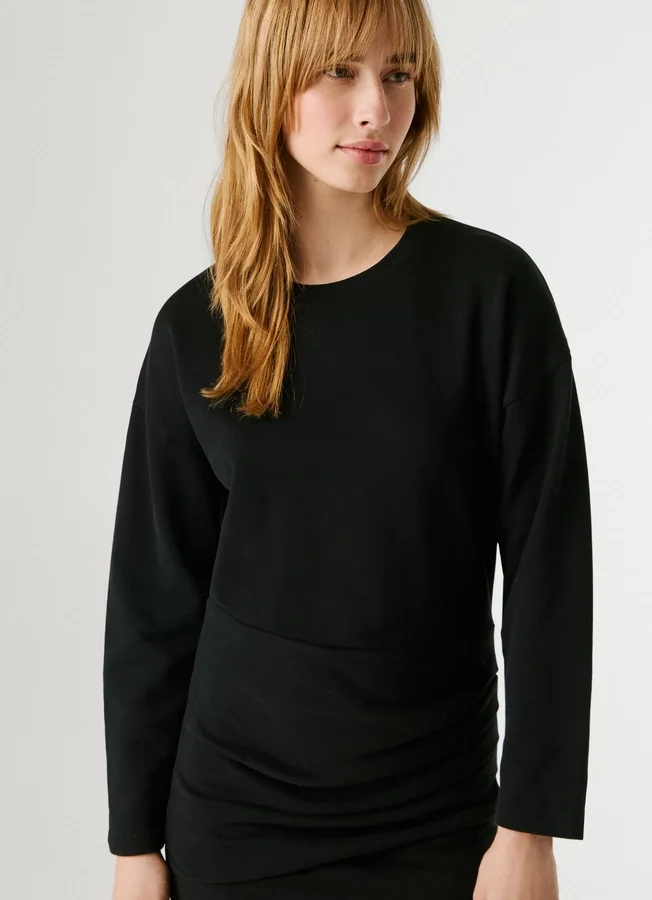 Kurzes Fleece-Kleid Kurzes Fleece-Kleid