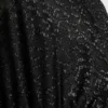 Kurzes Kleid mit Metallic-Details Kurzes Kleid mit Metallic-Details