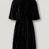 Kurzes Samtkleid Kurzes Samtkleid