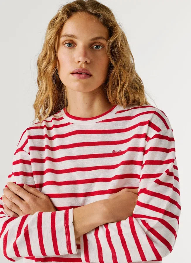 Langärmliges gestreiftes T-Shirt Langärmliges gestreiftes T-Shirt