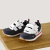 Laufschuhe mit Klettverschluss