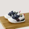 Laufschuhe mit Klettverschluss