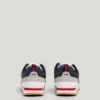 Laufschuhe mit Klettverschluss