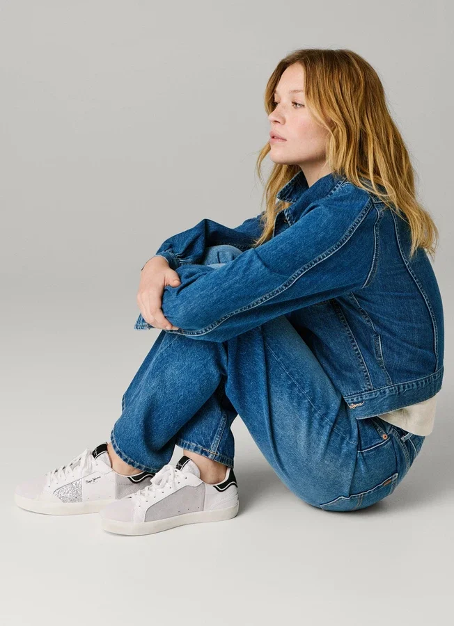 Leder-Sneaker mit Glitzer-Details Leder-Sneaker mit Glitzer-Details