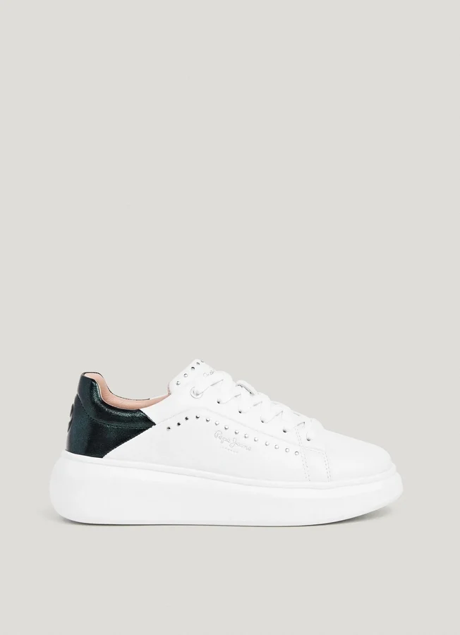 Leder-Sneaker mit Nieten Leder-Sneaker mit Nieten