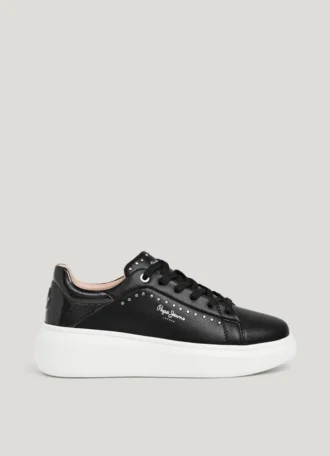 Leder-Sneaker mit Nieten