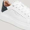Leder-Sneaker mit Nieten Leder-Sneaker mit Nieten