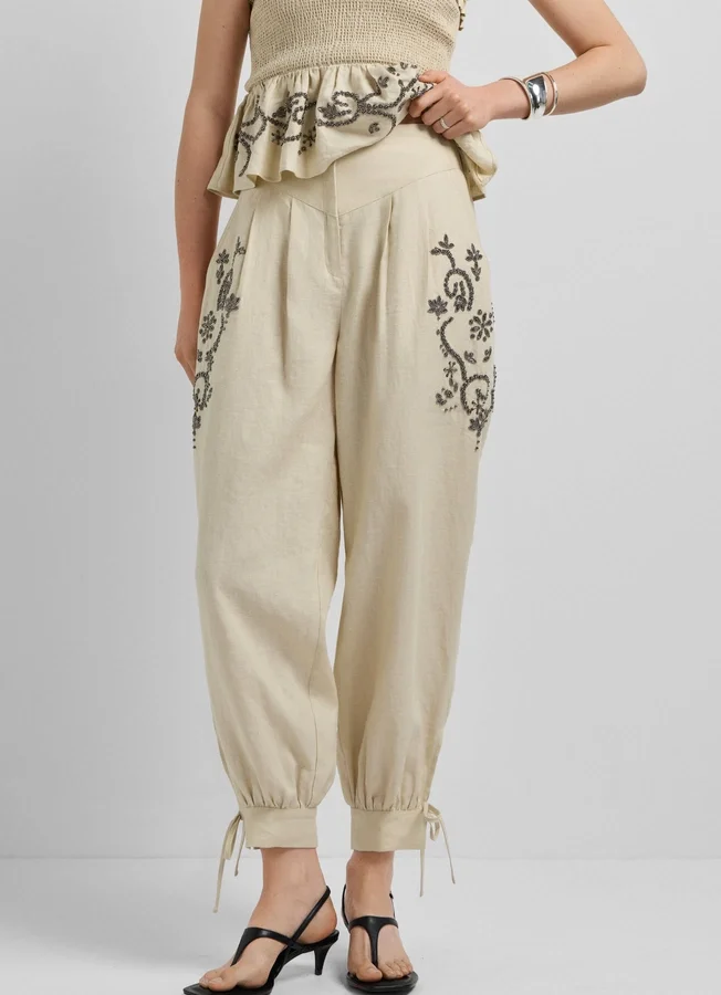 Leinenhose mit weitem Bein Leinenhose mit weitem Bein