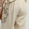 Leinenhose mit weitem Bein Leinenhose mit weitem Bein