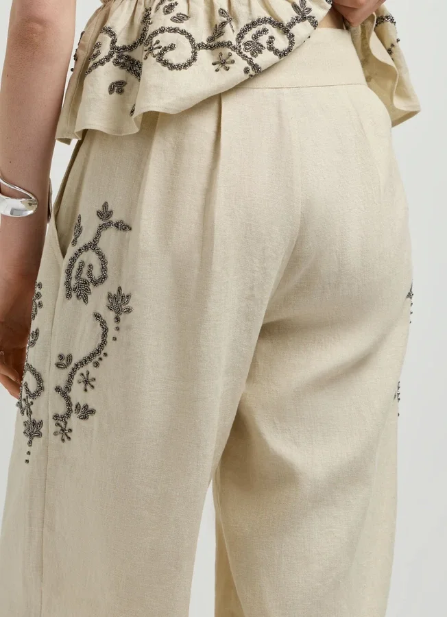 Leinenhose mit weitem Bein Leinenhose mit weitem Bein