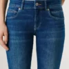 Low-Rise-Jeans in Slim Fit – Iconic Brooke