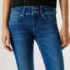 Low-Rise-Jeans in Slim Fit – Venus