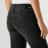Low-Rise-Jeans in Slim Fit – Venus Low-Rise-Jeans in Slim Fit – Venus