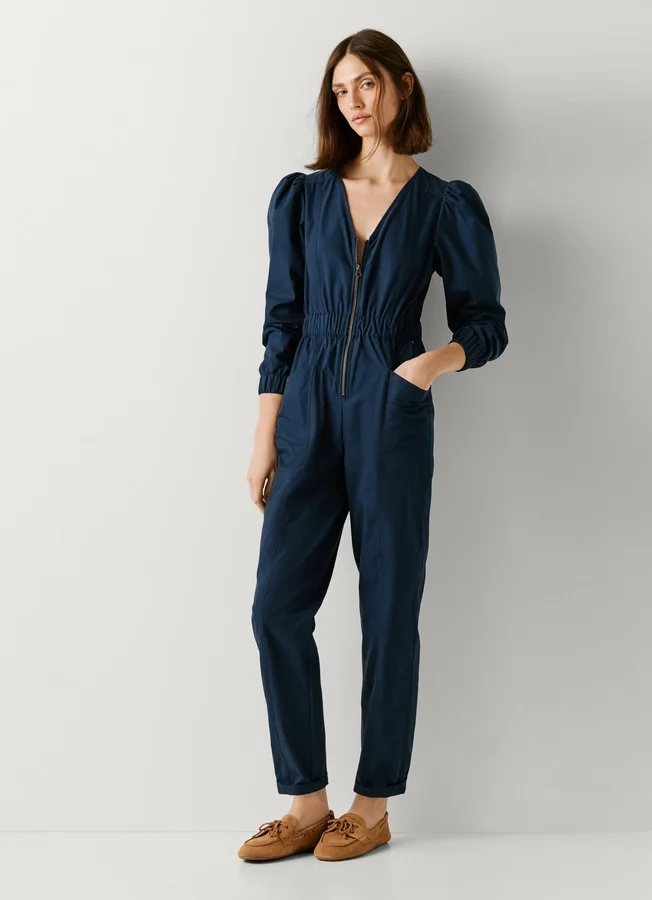 Maxi-Jumpsuit mit V-Ausschnitt Maxi-Jumpsuit mit V-Ausschnitt