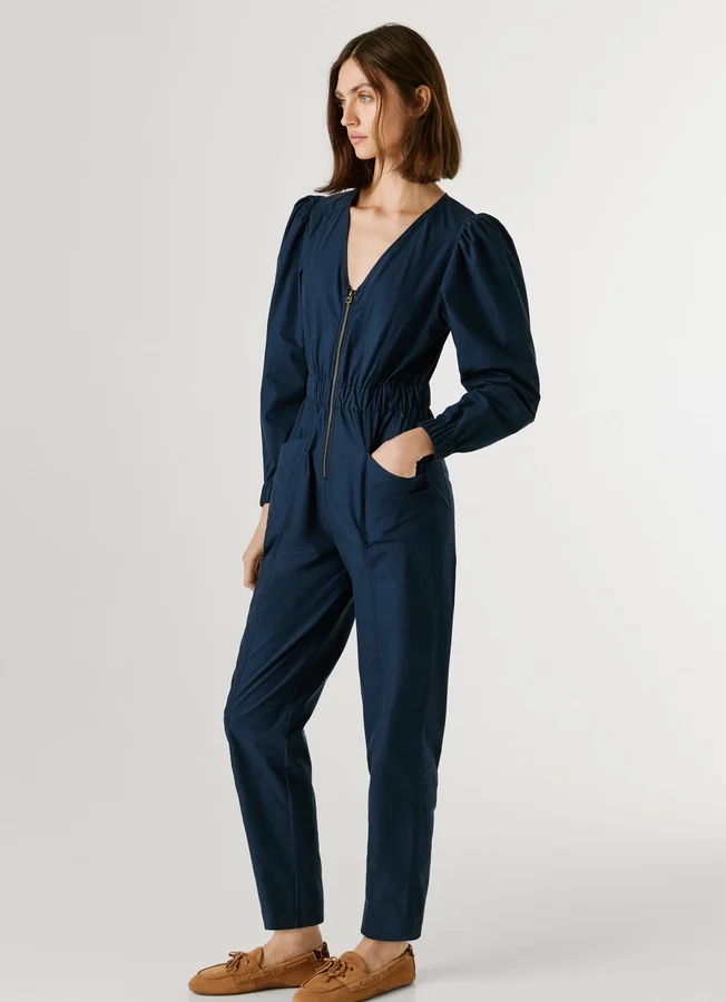 Maxi-Jumpsuit mit V-Ausschnitt Maxi-Jumpsuit mit V-Ausschnitt