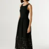 Maxikleid mit Ajour-Details Maxikleid mit Ajour-Details