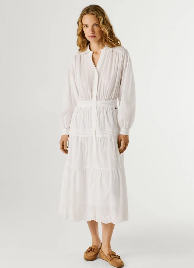 Maxikleid mit langem Hemdkragen Maxikleid mit langem Hemdkragen