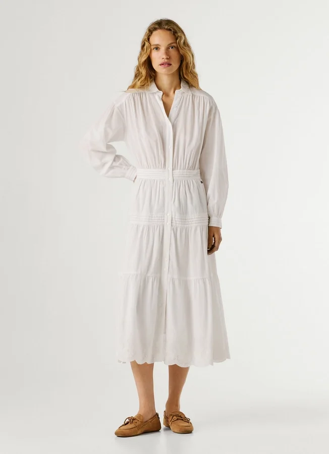 Maxikleid mit langem Hemdkragen Maxikleid mit langem Hemdkragen